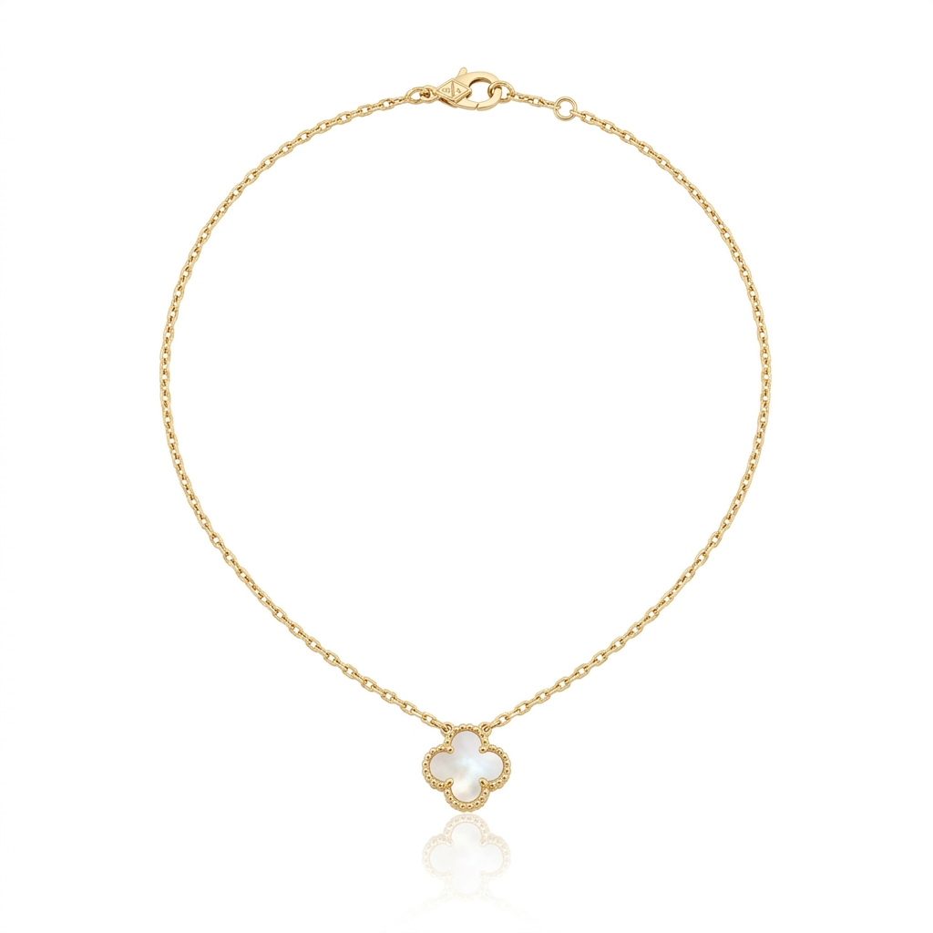 Necklace in Yellow Gold 18k with Mother of Pearl — Necklaces — Yellow Gold 18k